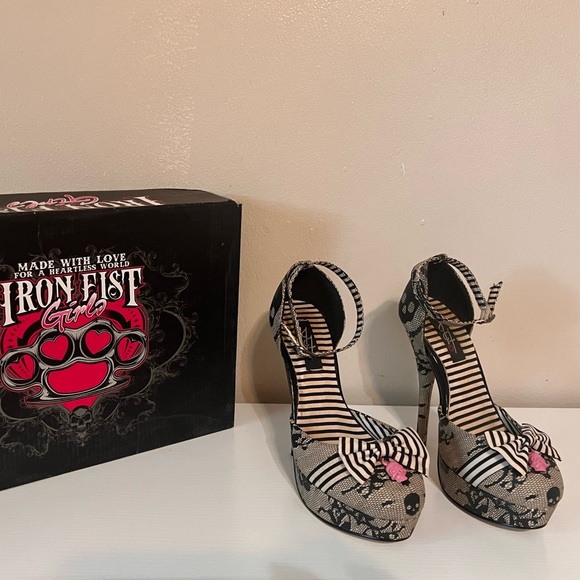 Iron Fist Slingback Platform Stilettos Skull Women’s Size 6 - Picture 2 of 7